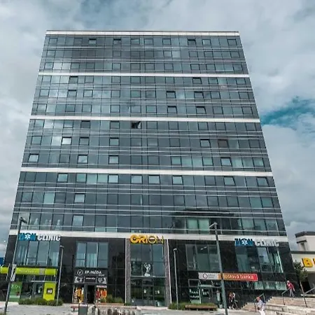 Appartamento Apartman Dantia - Dubnica Nad Vahom, Priamo V Centre