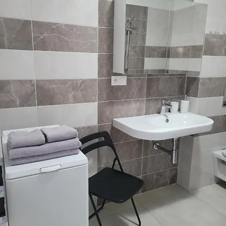 Apartman Dantia - Dubnica Nad Vahom, Priamo V Centre * Dubnica nad Váhom