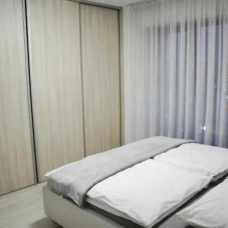 Apartman Dantia - Dubnica Nad Vahom, Priamo V Centre *