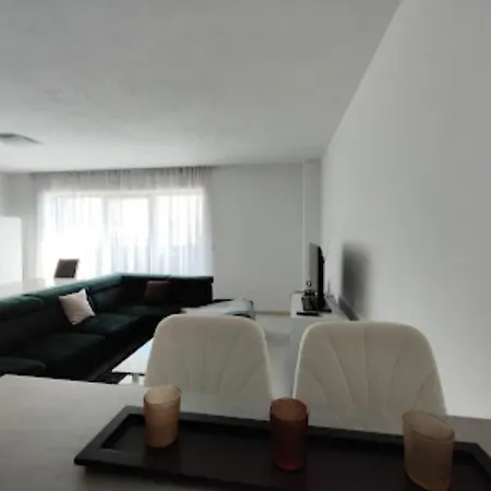 Apartman Dantia - Dubnica Nad Vahom, Priamo V Centre Dubnica nad Váhom